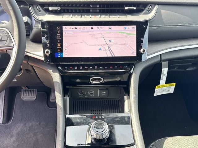 2026 Jeep Grand Cherokee GRAND CHEROKEE LAREDO ALTITUDE 4X2