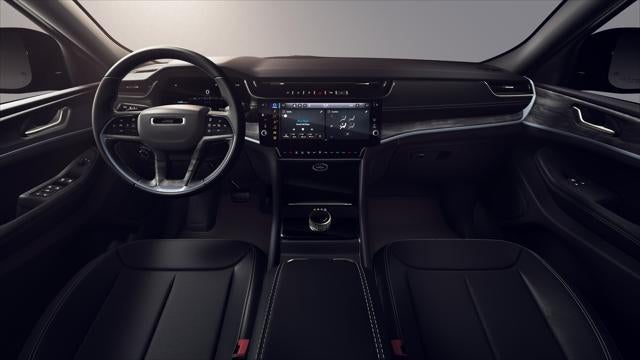 2026 Jeep Grand Cherokee GRAND CHEROKEE LAREDO ALTITUDE 4X2