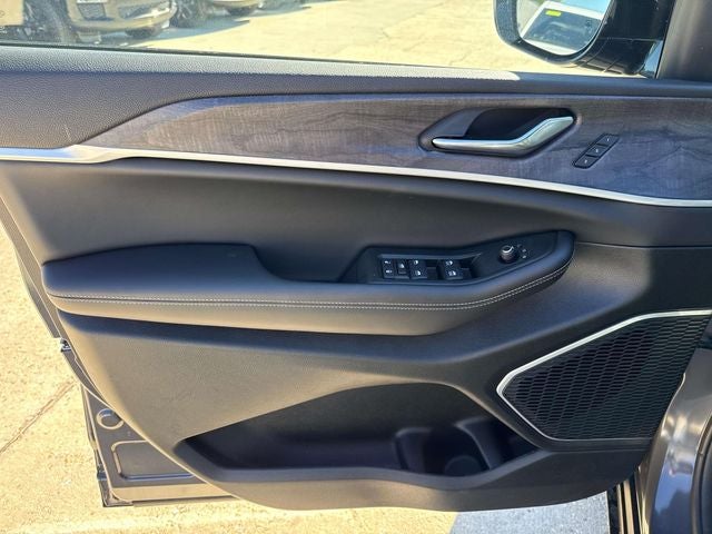 2025 Jeep Grand Cherokee GRAND CHEROKEE LIMITED 4X2