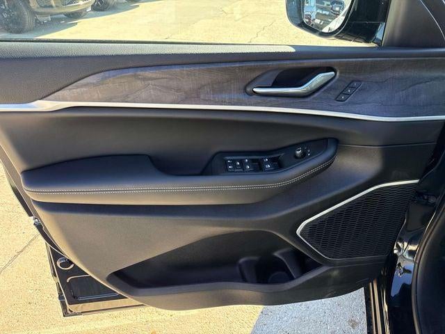 2025 Jeep Grand Cherokee GRAND CHEROKEE LIMITED 4X2