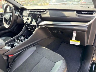 2025 Jeep Grand Cherokee GRAND CHEROKEE L ALTITUDE X 4X2