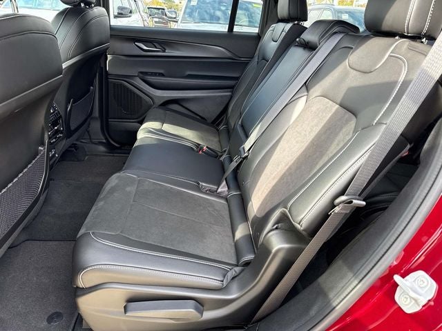 2025 Jeep Grand Cherokee GRAND CHEROKEE L ALTITUDE X 4X2