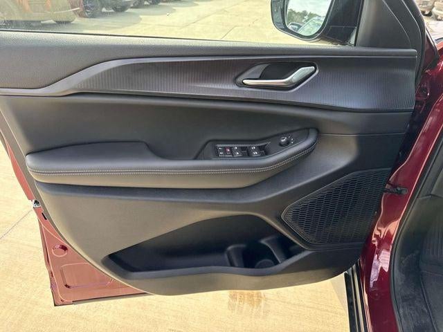 2025 Jeep Grand Cherokee GRAND CHEROKEE L ALTITUDE X 4X2