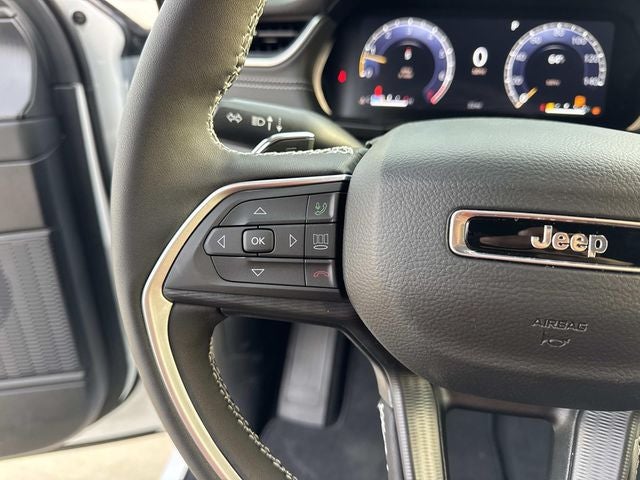 2025 Jeep Grand Cherokee GRAND CHEROKEE L ALTITUDE X 4X2