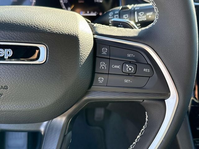 2025 Jeep Grand Cherokee GRAND CHEROKEE L ALTITUDE X 4X2