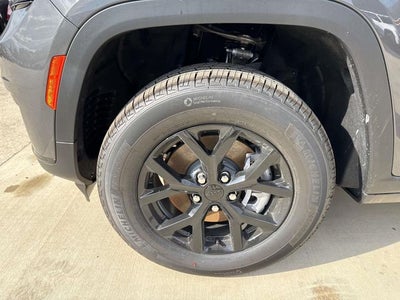 2025 Jeep Grand Cherokee GRAND CHEROKEE L ALTITUDE X 4X2