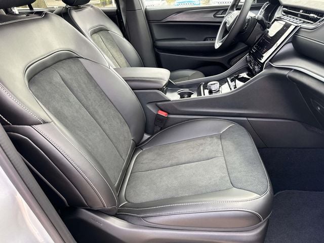 2025 Jeep Grand Cherokee GRAND CHEROKEE L ALTITUDE X 4X2