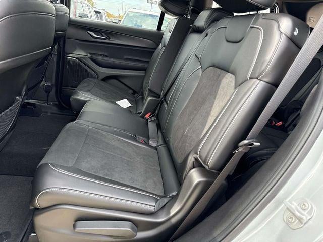 2025 Jeep Grand Cherokee GRAND CHEROKEE L ALTITUDE X 4X2