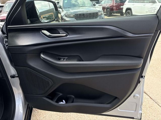 2025 Jeep Grand Cherokee GRAND CHEROKEE L ALTITUDE X 4X2