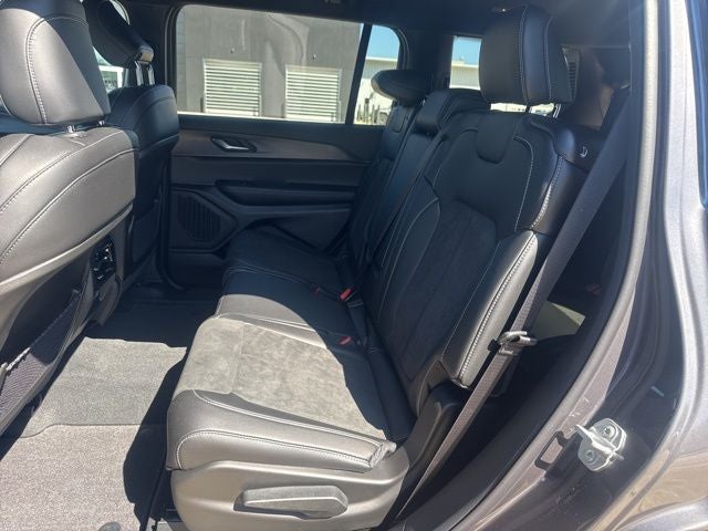 2025 Jeep Grand Cherokee GRAND CHEROKEE L ALTITUDE X 4X2