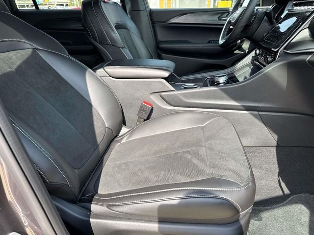 2025 Jeep Grand Cherokee GRAND CHEROKEE L ALTITUDE X 4X2