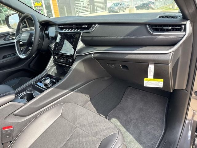 2025 Jeep Grand Cherokee GRAND CHEROKEE L ALTITUDE X 4X2