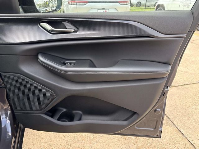 2025 Jeep Grand Cherokee GRAND CHEROKEE L ALTITUDE X 4X2