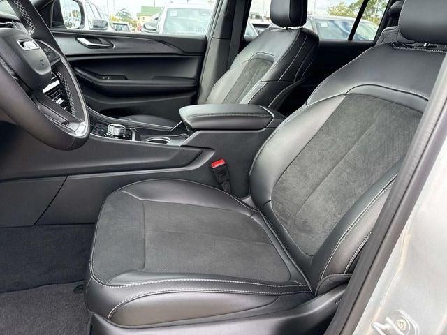 2025 Jeep Grand Cherokee GRAND CHEROKEE L ALTITUDE X 4X2