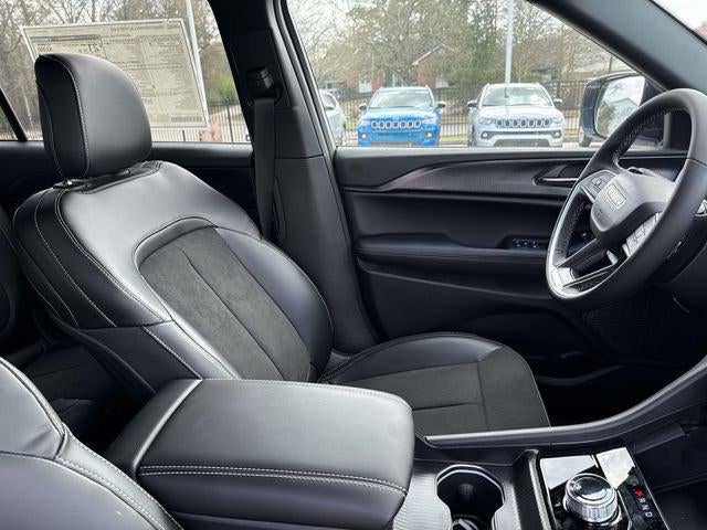 2025 Jeep Grand Cherokee GRAND CHEROKEE L ALTITUDE X 4X2