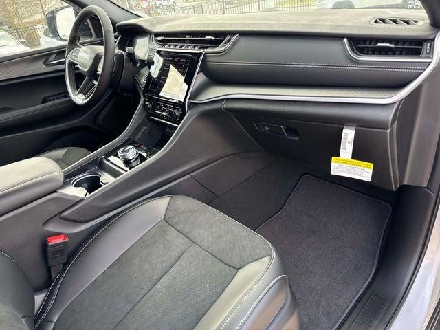 2025 Jeep Grand Cherokee GRAND CHEROKEE L ALTITUDE X 4X2