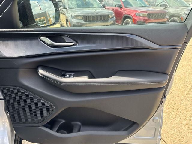 2025 Jeep Grand Cherokee GRAND CHEROKEE L ALTITUDE X 4X2