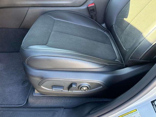 2025 Jeep Grand Cherokee GRAND CHEROKEE L ALTITUDE X 4X2