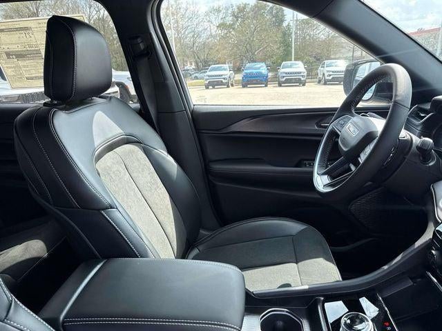 2025 Jeep Grand Cherokee GRAND CHEROKEE L ALTITUDE X 4X2