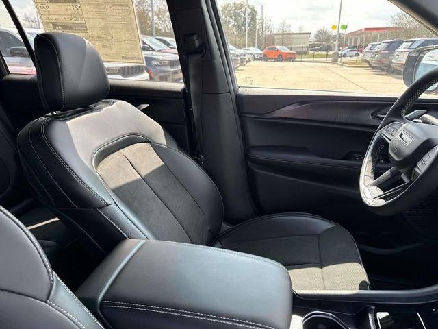 2025 Jeep Grand Cherokee GRAND CHEROKEE L ALTITUDE X 4X2