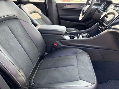 2025 Jeep Grand Cherokee GRAND CHEROKEE L ALTITUDE X 4X2