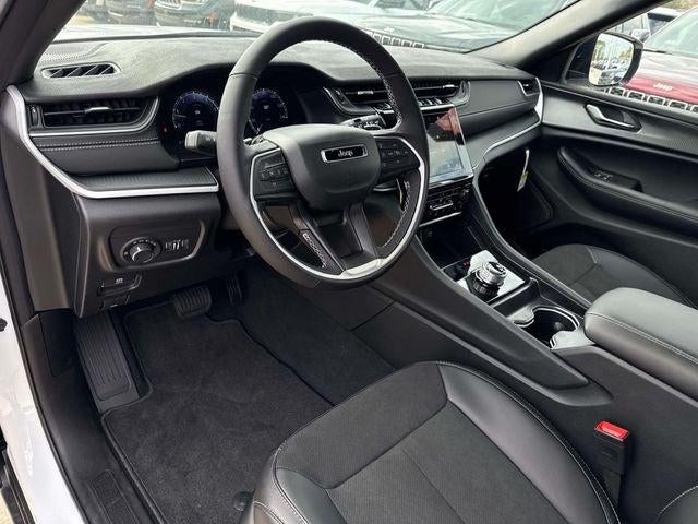 2025 Jeep Grand Cherokee GRAND CHEROKEE L ALTITUDE X 4X2