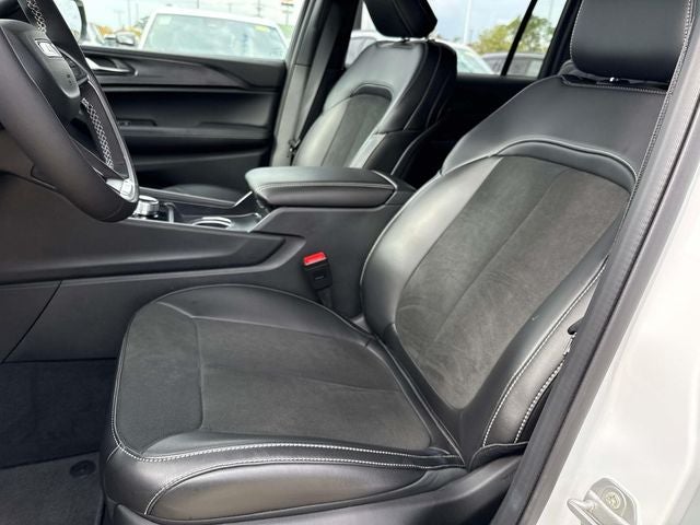 2025 Jeep Grand Cherokee GRAND CHEROKEE L ALTITUDE X 4X2