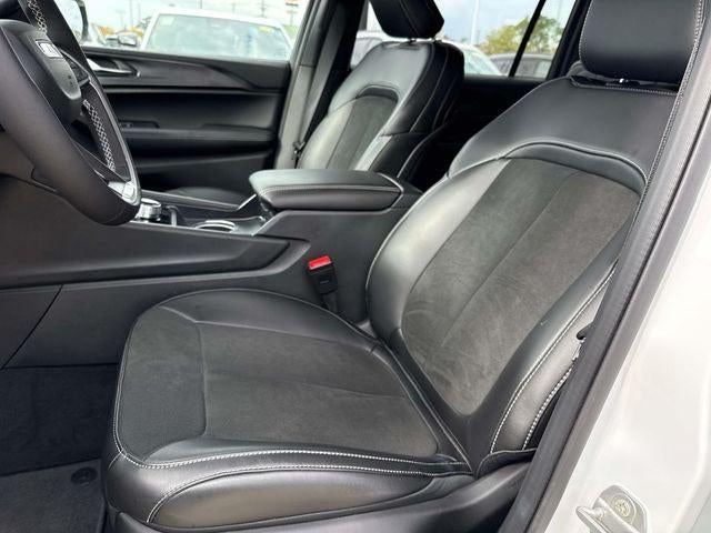 2025 Jeep Grand Cherokee GRAND CHEROKEE L ALTITUDE X 4X2