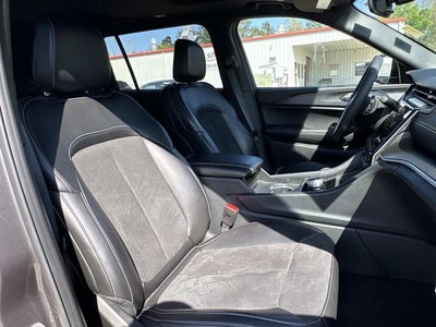 2025 Jeep Grand Cherokee L Altitude X 4x2