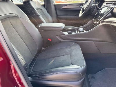 2025 Jeep Grand Cherokee GRAND CHEROKEE L ALTITUDE X 4X2