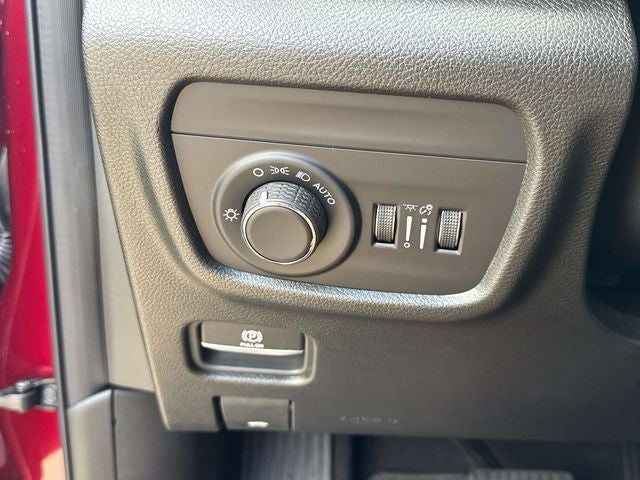 2025 Jeep Grand Cherokee L Altitude X 4x2