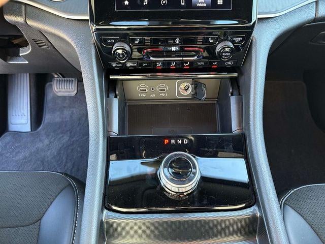 2025 Jeep Grand Cherokee GRAND CHEROKEE L ALTITUDE X 4X2