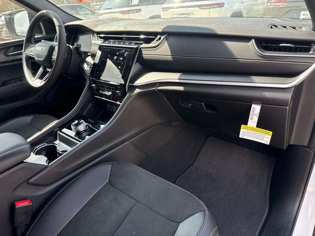 2025 Jeep Grand Cherokee GRAND CHEROKEE L ALTITUDE X 4X2