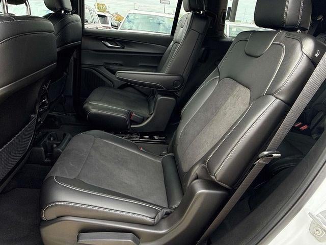 2025 Jeep Grand Cherokee GRAND CHEROKEE L ALTITUDE X 4X2