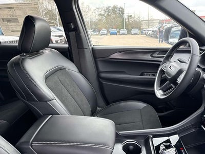 2025 Jeep Grand Cherokee GRAND CHEROKEE L ALTITUDE X 4X2