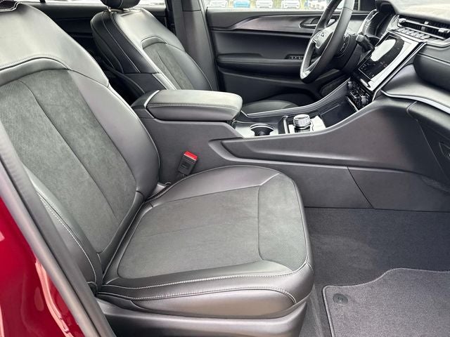 2025 Jeep Grand Cherokee GRAND CHEROKEE L ALTITUDE X 4X2