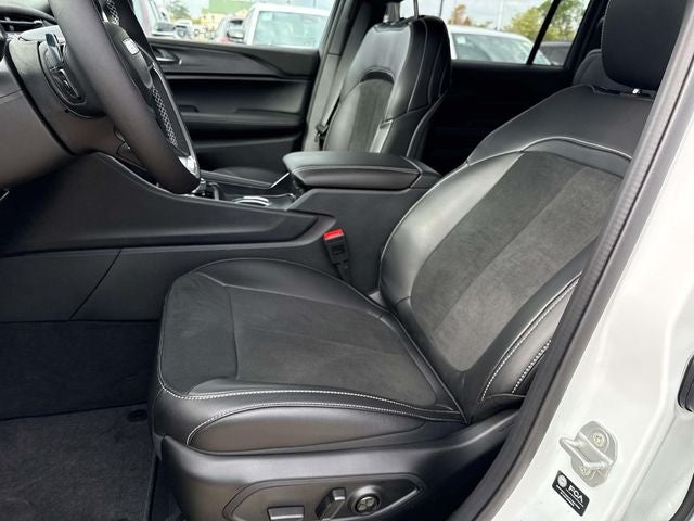 2025 Jeep Grand Cherokee GRAND CHEROKEE L ALTITUDE X 4X2