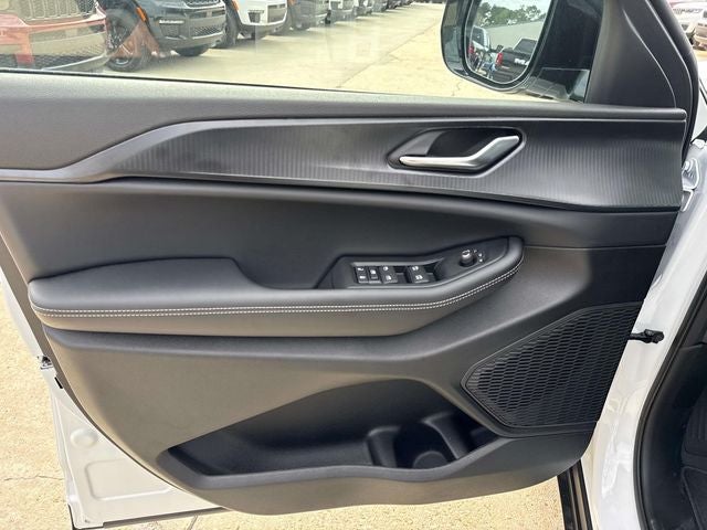 2025 Jeep Grand Cherokee GRAND CHEROKEE L ALTITUDE X 4X2