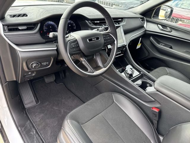 2025 Jeep Grand Cherokee GRAND CHEROKEE L ALTITUDE X 4X2