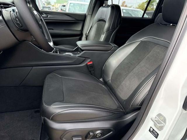 2025 Jeep Grand Cherokee GRAND CHEROKEE L ALTITUDE X 4X2