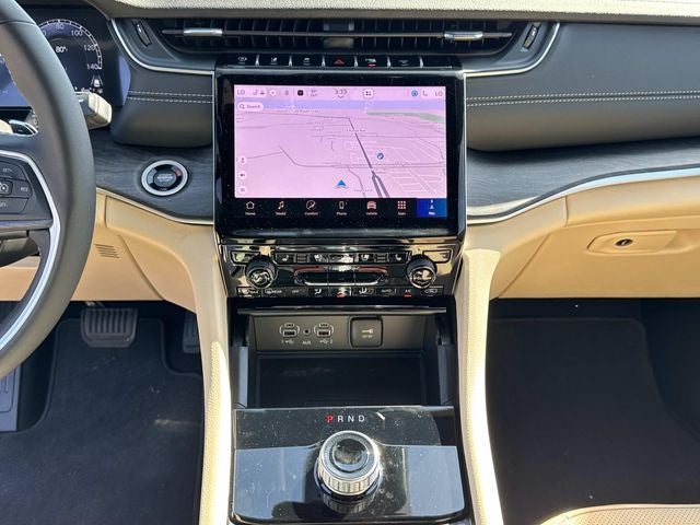 2025 Jeep Grand Cherokee GRAND CHEROKEE L LIMITED 4X2