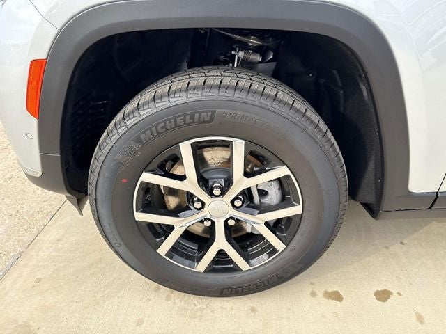 2025 Jeep Grand Cherokee GRAND CHEROKEE L LIMITED 4X2