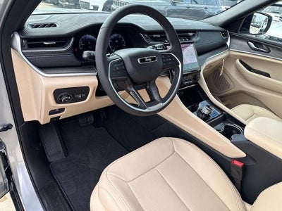 2025 Jeep Grand Cherokee GRAND CHEROKEE L LIMITED 4X2