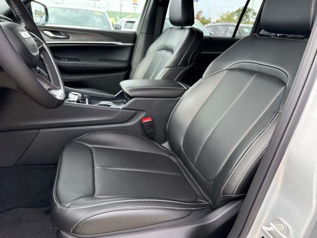 2025 Jeep Grand Cherokee GRAND CHEROKEE L LIMITED 4X2