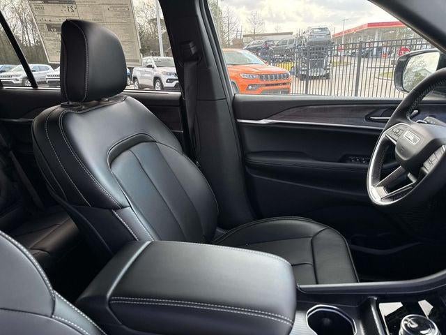 2025 Jeep Grand Cherokee GRAND CHEROKEE L LIMITED 4X2