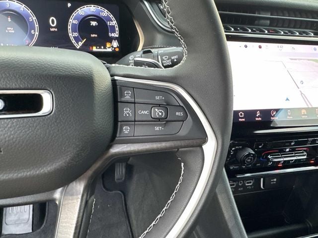 2025 Jeep Grand Cherokee GRAND CHEROKEE L LIMITED 4X2