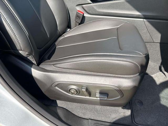 2025 Jeep Grand Cherokee GRAND CHEROKEE L LIMITED 4X2