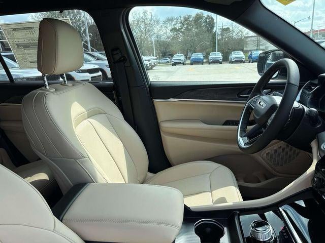 2025 Jeep Grand Cherokee GRAND CHEROKEE L LIMITED 4X2