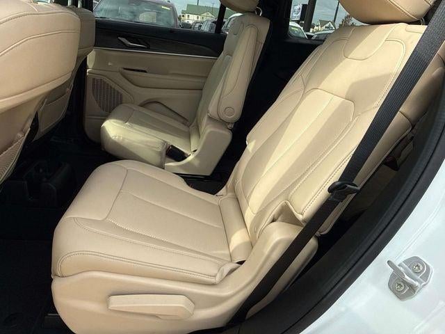 2025 Jeep Grand Cherokee GRAND CHEROKEE L LIMITED 4X2