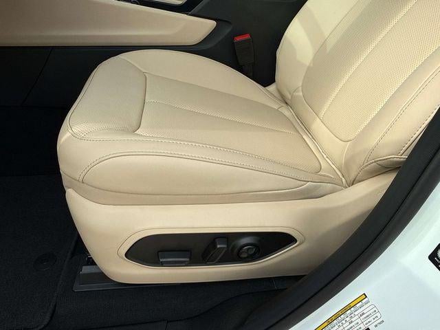 2025 Jeep Grand Cherokee GRAND CHEROKEE L LIMITED 4X2